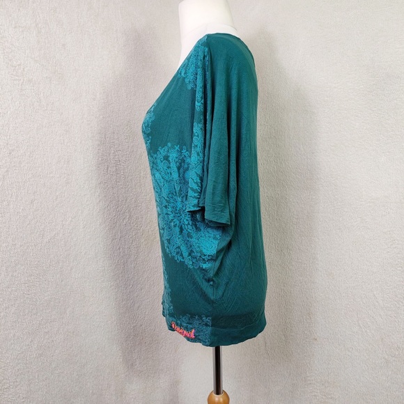 Desigual Green Short Sleeve Oversived Printed T-shirt UK Size L - Picture 2 of 5